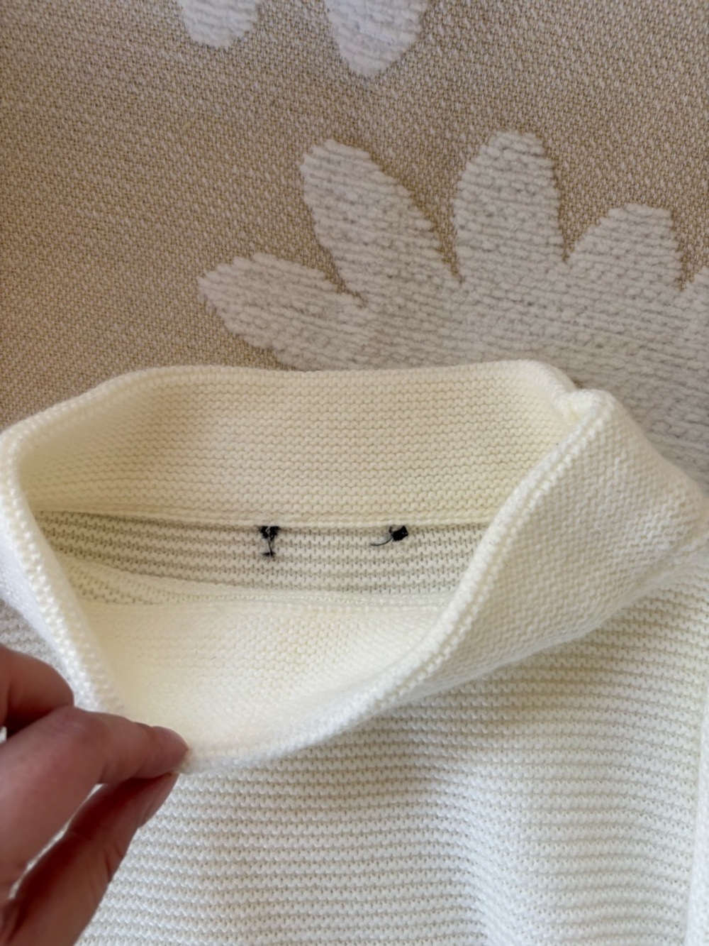 Light Ivory Sweater 🤍 - Picture 6 of 8
